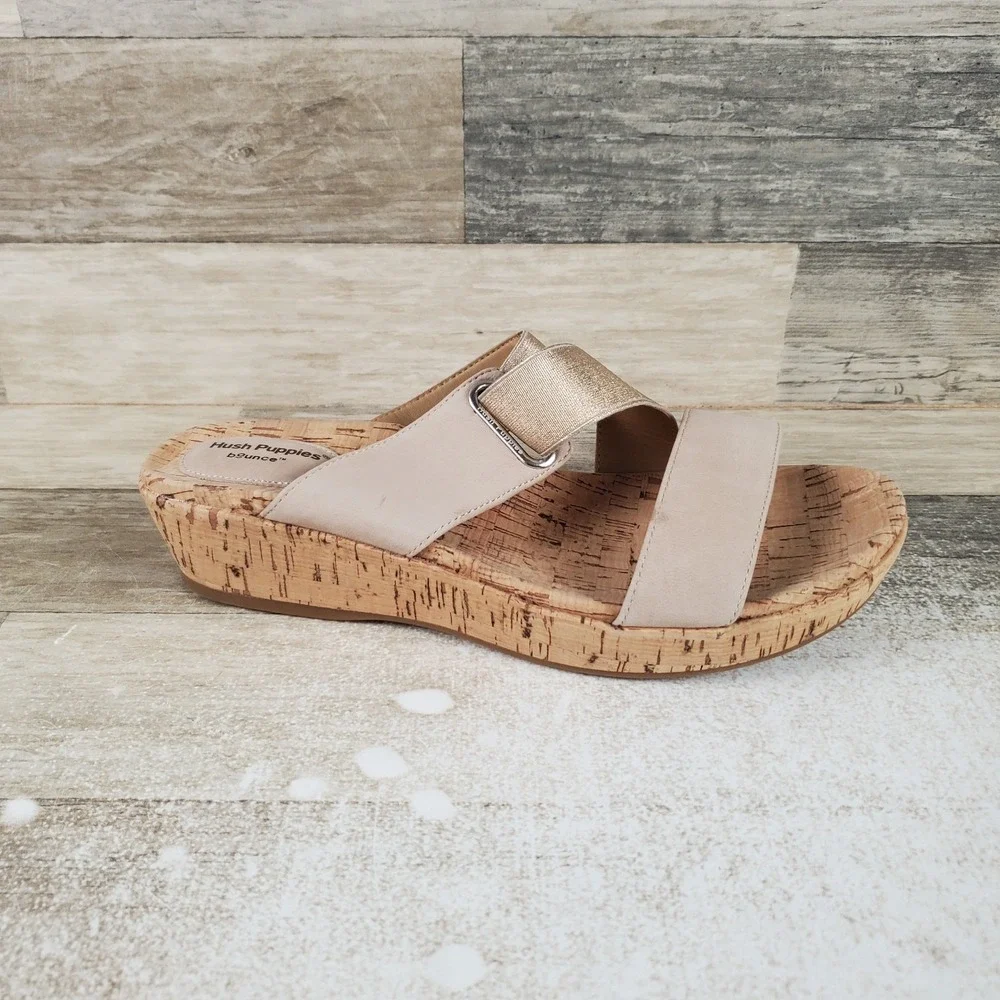 Hush Puppies Coco Womens Wedge Sandals Sz 9.5 M Sesame Gold Metallic Slip On